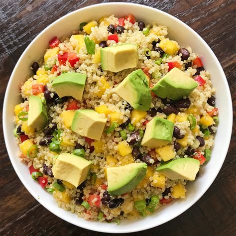 How many sugar are in quinoa salad with mango-curry dressing - calories, carbs, nutrition