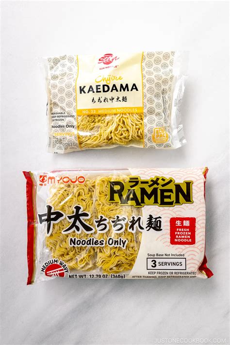 How many sugar are in ramen noodle bar - calories, carbs, nutrition