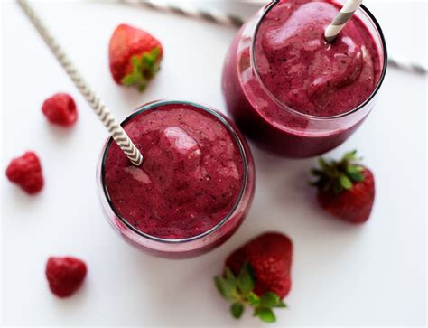 How many sugar are in raspberry blast frozen smoothie - calories, carbs, nutrition