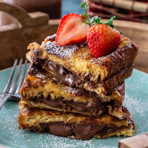 How many sugar are in raspberry nutella french toast - calories, carbs, nutrition