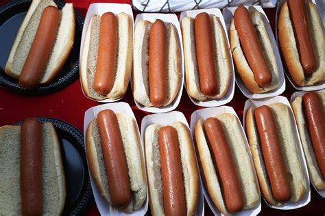 How many sugar are in real hot dog deal - calories, carbs, nutrition