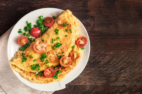 How many sugar are in real veggie omelet deal with cholesterol free eggs - calories, carbs, nutrition