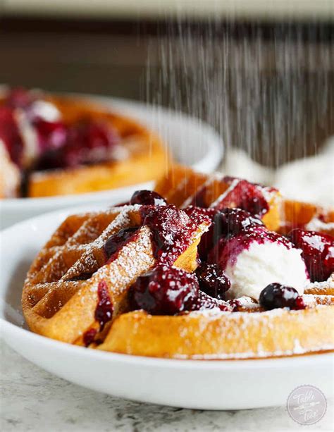 How many sugar are in red berries waffles - calories, carbs, nutrition