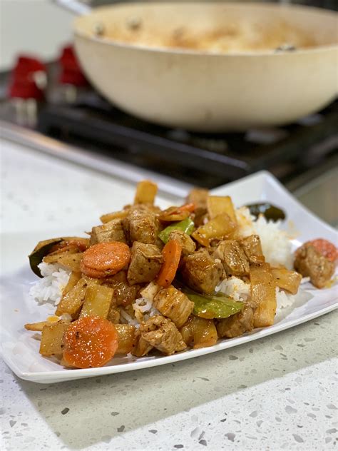 How many sugar are in red curry pork stir fry - calories, carbs, nutrition