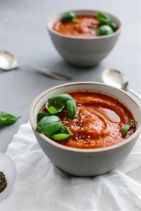 How many sugar are in red pepper and tomato soup - calories, carbs, nutrition