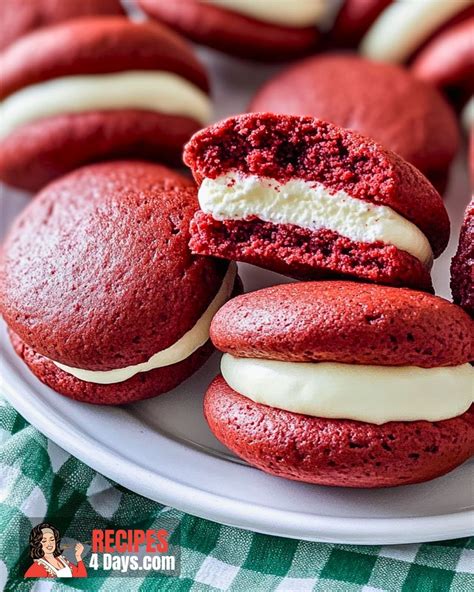 How many sugar are in red velvet whoopie pie - calories, carbs, nutrition