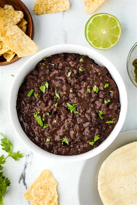 How many sugar are in refried black beans - calories, carbs, nutrition