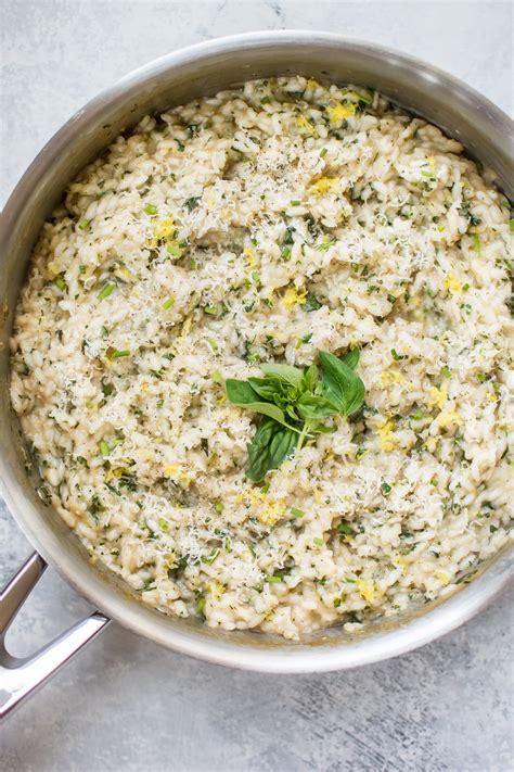 How many sugar are in risotto fresh thyme 1/2 cup - calories, carbs, nutrition