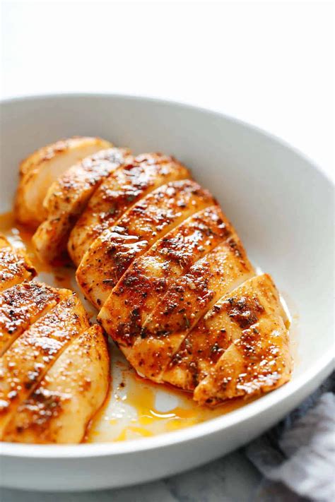 How many sugar are in roasted basic chicken breast - calories, carbs, nutrition