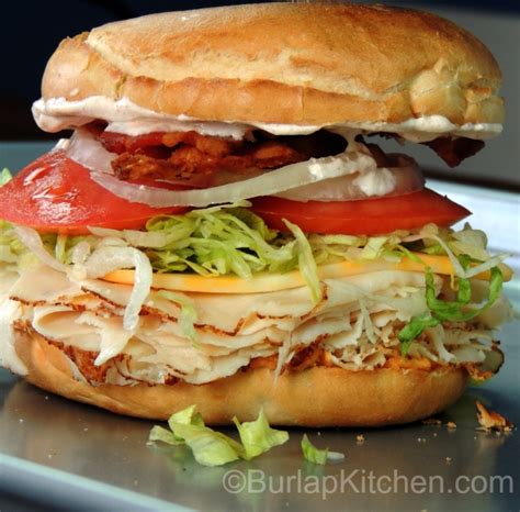 How many sugar are in roasted chicken club (79646.0) - calories, carbs, nutrition