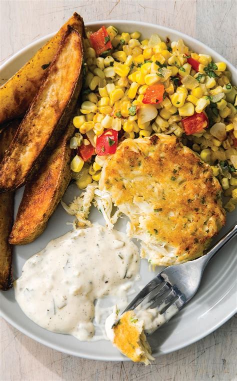 How many sugar are in roasted corn crab cakes with poblano cream sauce - calories, carbs, nutrition