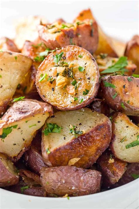 How many sugar are in roasted garlic potatoes - calories, carbs, nutrition