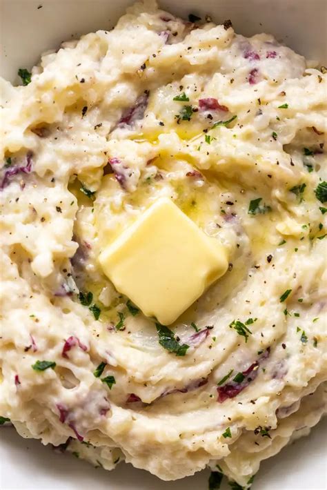 How many sugar are in roasted garlic whipped potatoes - calories, carbs, nutrition