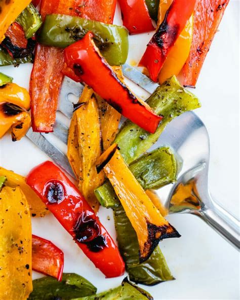 How many sugar are in roasted green pepper - calories, carbs, nutrition