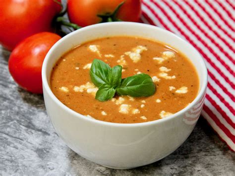 How many sugar are in roasted tomato feta soup - calories, carbs, nutrition