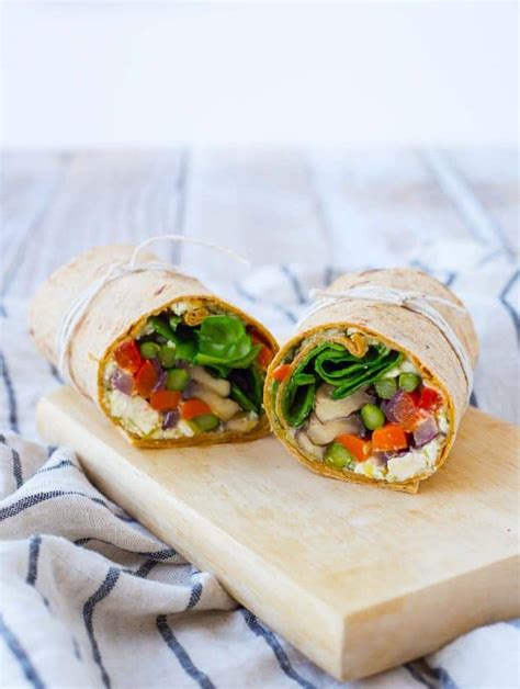 How many sugar are in roasted vegetable pesto wrap - calories, carbs, nutrition