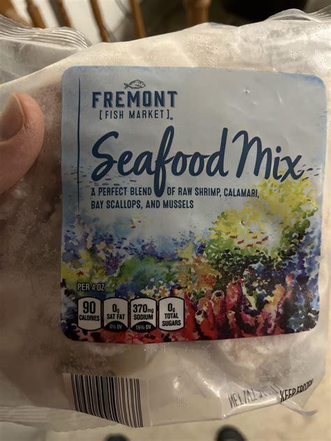 How many sugar are in rosemary seafood mix - calories, carbs, nutrition