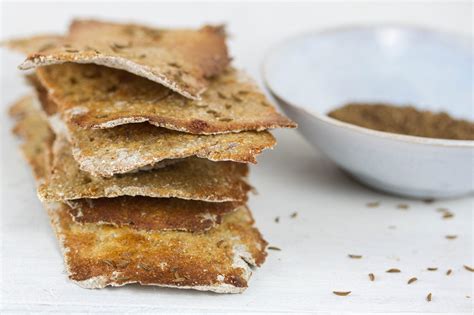 How many sugar are in rye crispbread - calories, carbs, nutrition