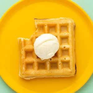 How many sugar are in s'mores waffle - calories, carbs, nutrition