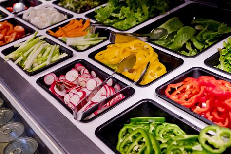 How many sugar are in salad bar - calories, carbs, nutrition