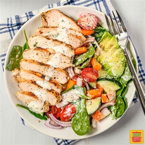 How many sugar are in salad entree chicken grilled spring herb - calories, carbs, nutrition