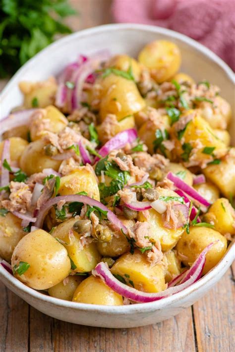 How many sugar are in salad potato red steamed tuna 1 oz - calories, carbs, nutrition