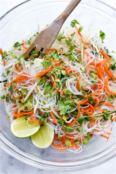 How many sugar are in salad rice jade saigon style 1 oz - calories, carbs, nutrition