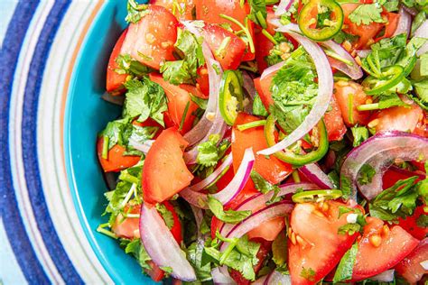 How many sugar are in salad tomato onion kachumbari 1 oz - calories, carbs, nutrition