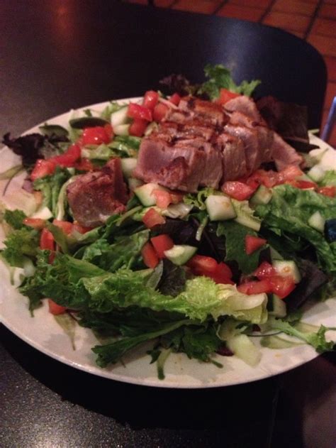 How many sugar are in salad tuna salad balsamic dressing (52263.11) - calories, carbs, nutrition
