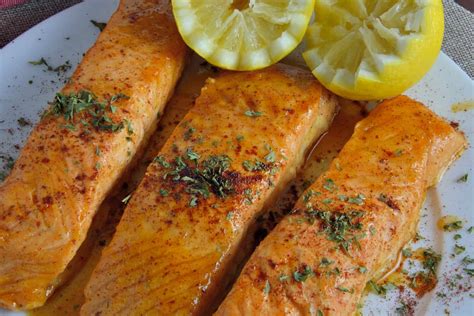 How many sugar are in salmon with ancho chili-ginger - calories, carbs, nutrition