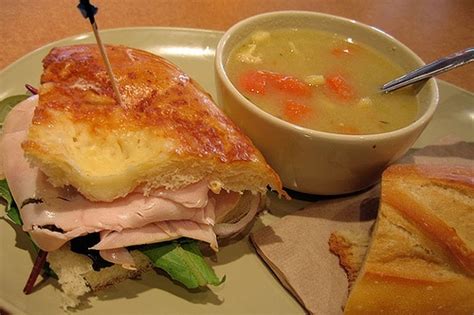 How many sugar are in sammies soup turkey & rice 8 oz - calories, carbs, nutrition