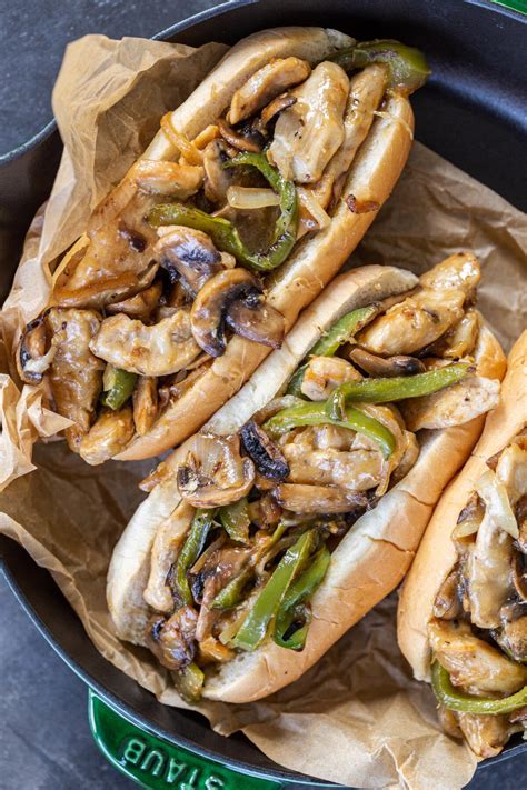 How many sugar are in sand philly chicken cheesesteak - calories, carbs, nutrition