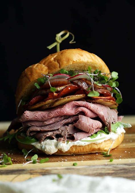 How many sugar are in sandwich roast beef horseradish (bison) - calories, carbs, nutrition