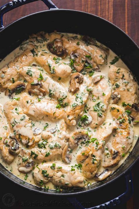 How many sugar are in sauteed chicken with mushroom sage cream sauce - calories, carbs, nutrition