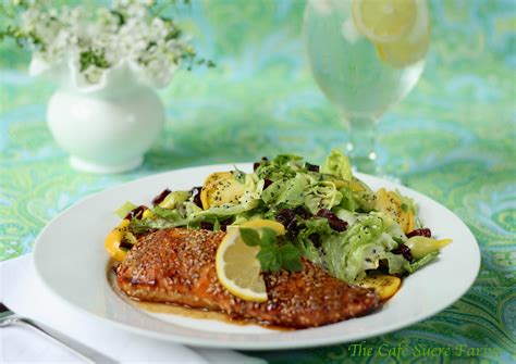 How many sugar are in seared salmon entree - calories, carbs, nutrition