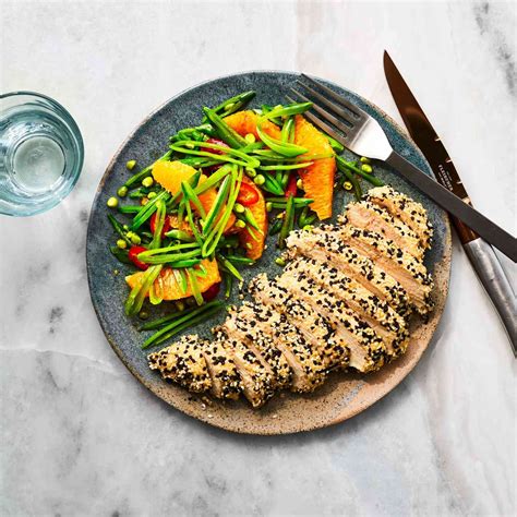 How many sugar are in sesame crusted chicken - calories, carbs, nutrition