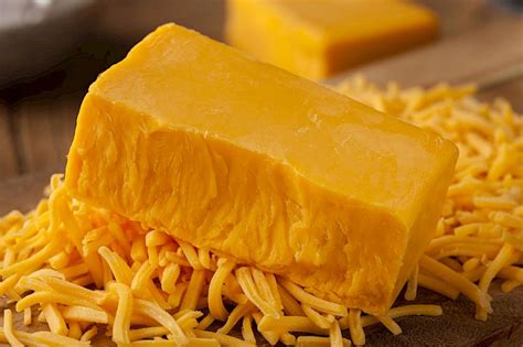 How many sugar are in sharp cheddar cheese - calories, carbs, nutrition