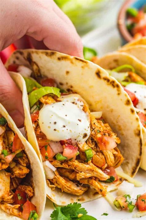 How many sugar are in shredded chicken tacos (2 each) - calories, carbs, nutrition