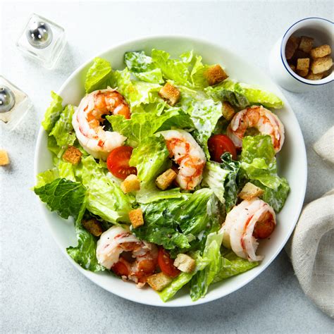 How many sugar are in shrimp caesar salad - calories, carbs, nutrition