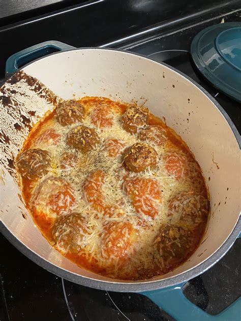 How many sugar are in simply to go stuffed shells and meatballs dinner - calories, carbs, nutrition