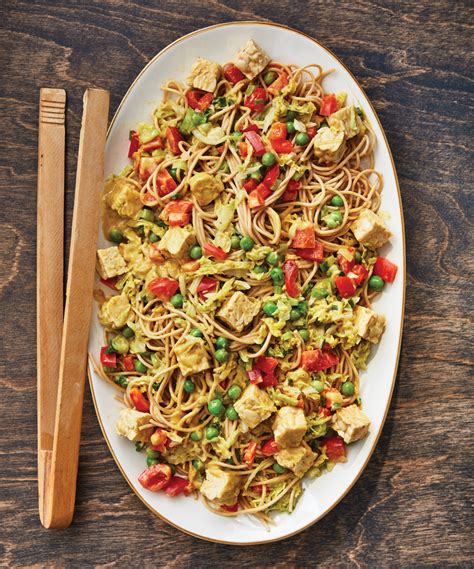 How many sugar are in singapore noodles with tempeh - calories, carbs, nutrition