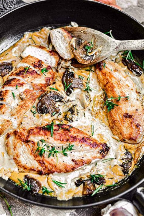 How many sugar are in skillets herb chicken - calories, carbs, nutrition