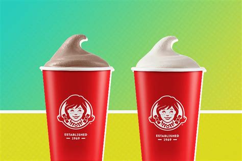 How many sugar are in small vanilla frosty - calories, carbs, nutrition