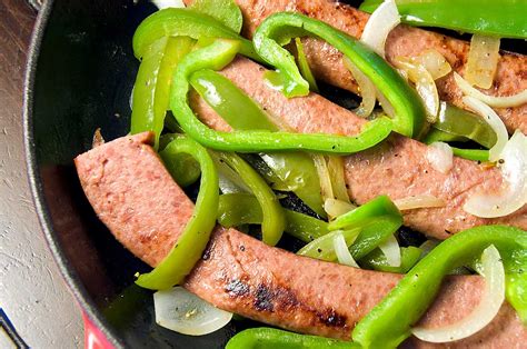 How many sugar are in smoked kielbasa- peppers and onions - calories, carbs, nutrition