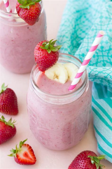 How many sugar are in smoothie snacks - strawberry banana - calories, carbs, nutrition