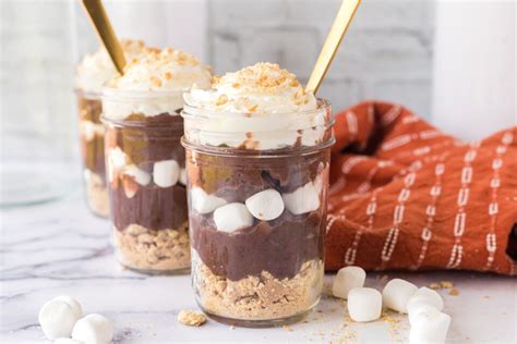 How many sugar are in smores parfait - calories, carbs, nutrition