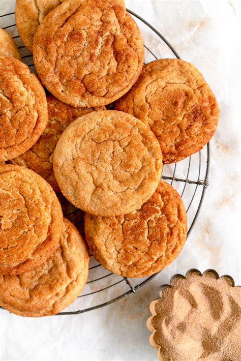 How many sugar are in snickerdoodle cookie - calories, carbs, nutrition