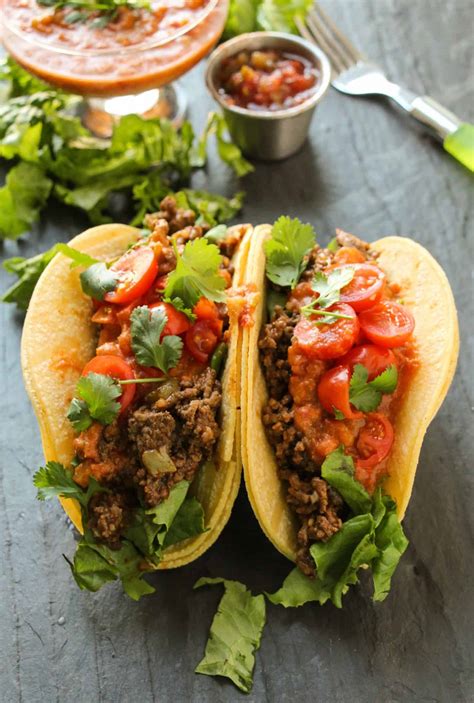 How many sugar are in soft beef taco - calories, carbs, nutrition