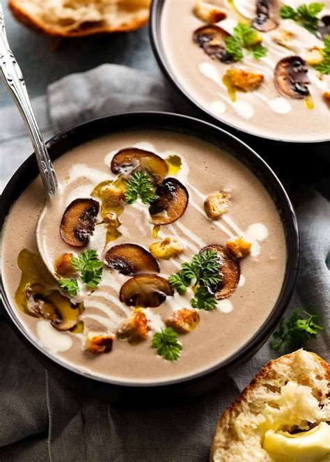 How many sugar are in soup mushroom & roasted garlic 6 oz - calories, carbs, nutrition