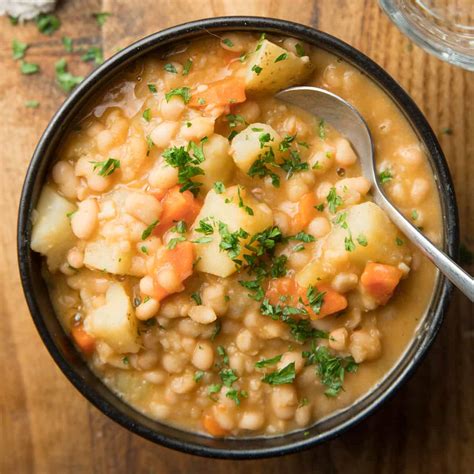 How many sugar are in soup smoky navy bean 8 oz - calories, carbs, nutrition